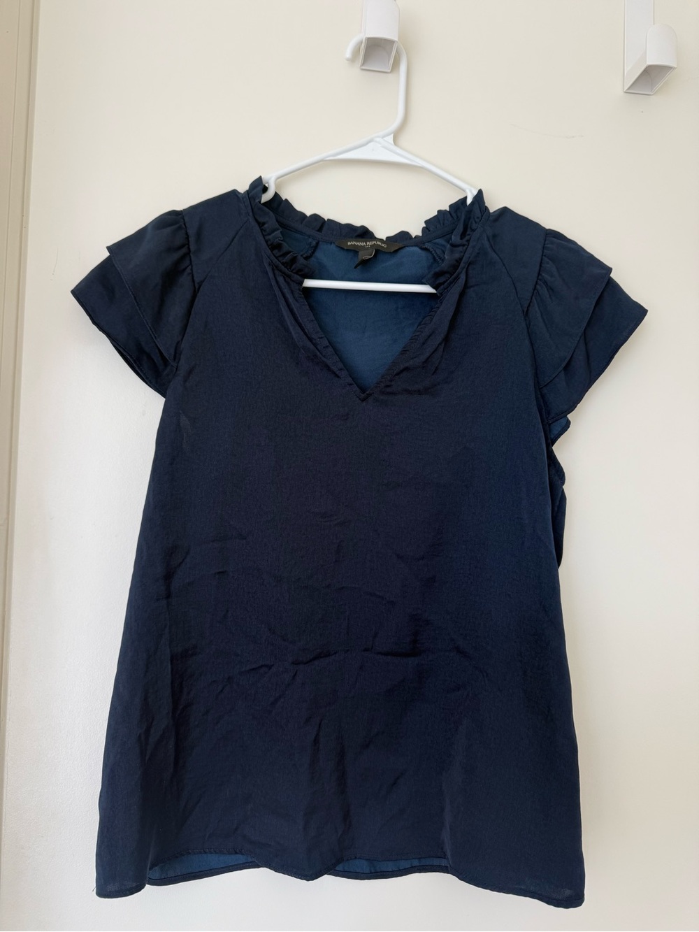 Banana Republic Navy Ruffle V-Neck Short Sleeve Blouse